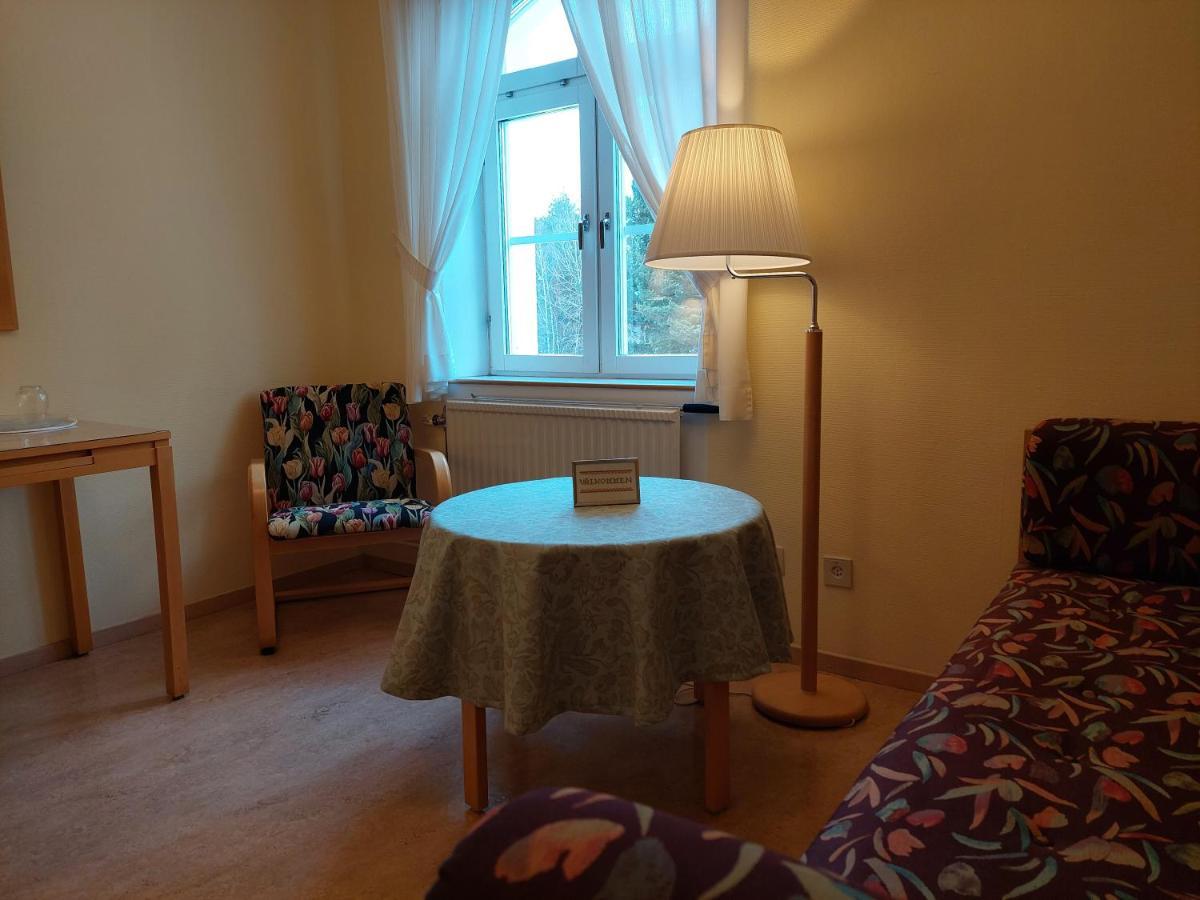Bed and Breakfast Birgittagarden - Gaesthem - Birgittasystrarna Falun Exterior foto