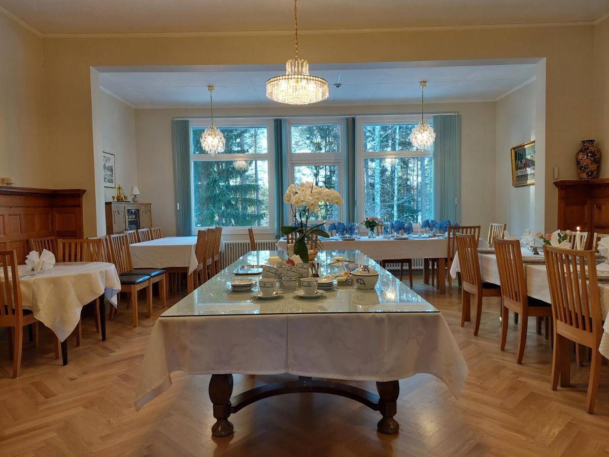 Bed and Breakfast Birgittagarden - Gaesthem - Birgittasystrarna Falun Exterior foto