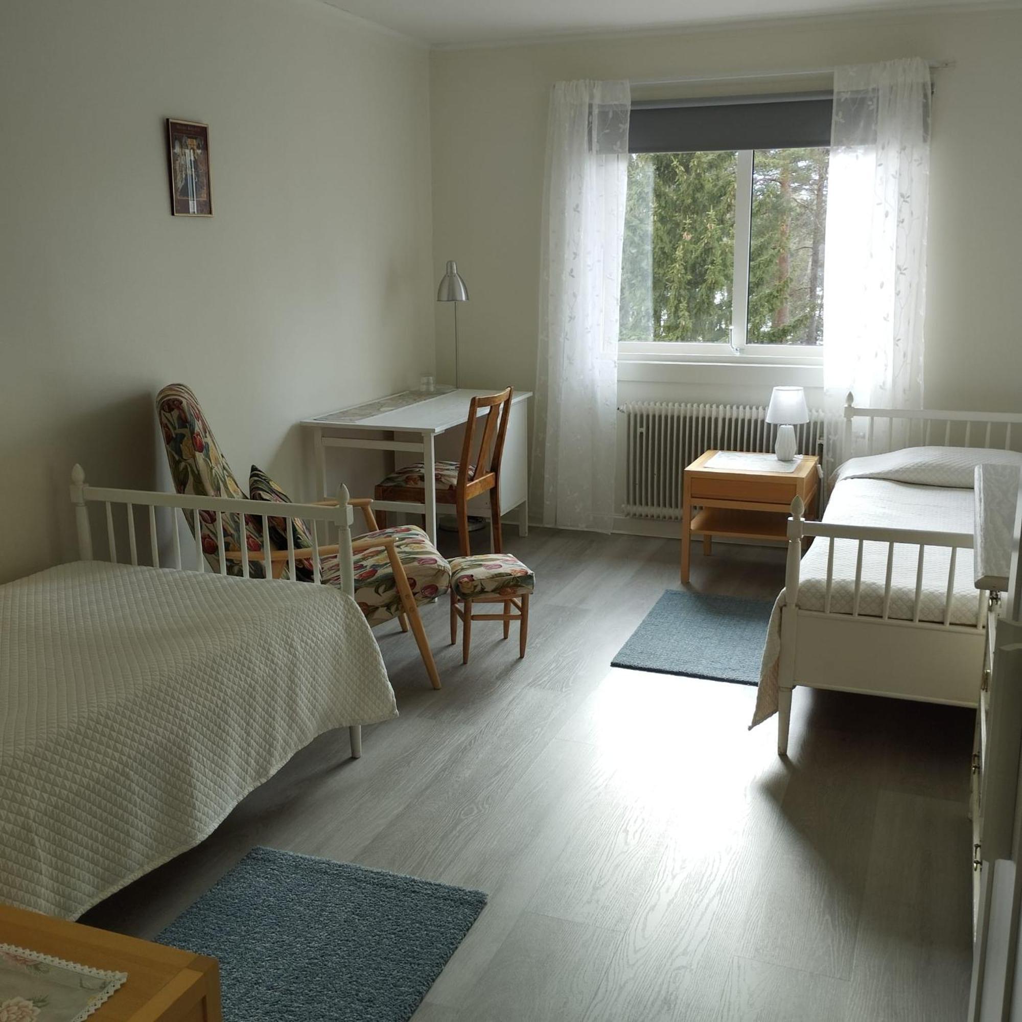 Bed and Breakfast Birgittagarden - Gaesthem - Birgittasystrarna Falun Exterior foto